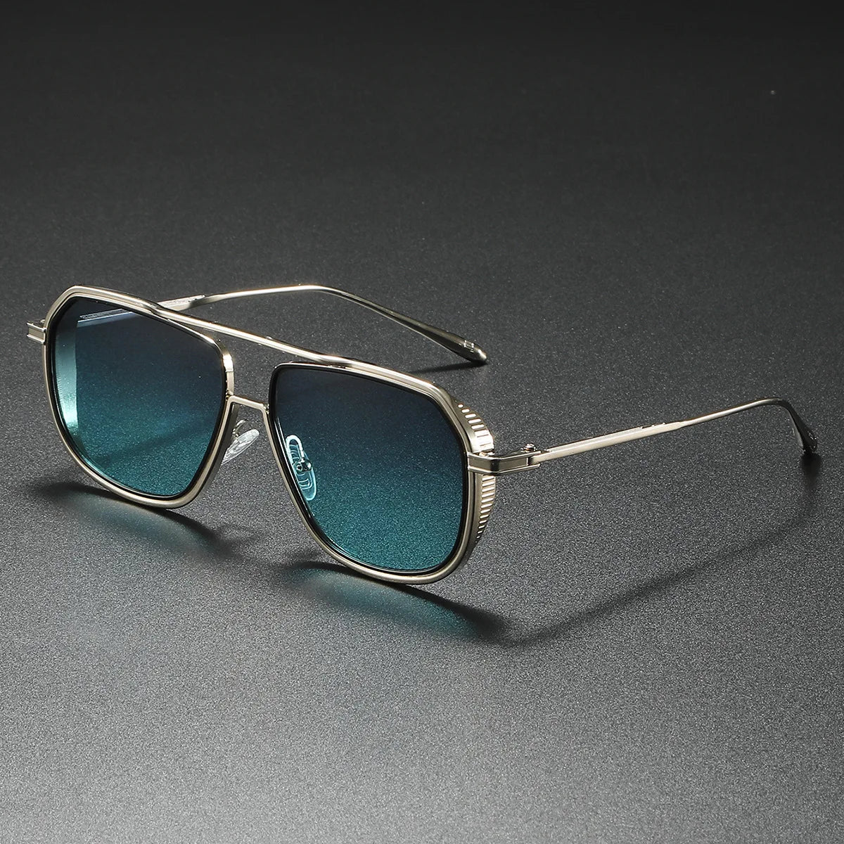 The Aviator — Classic Pilot Sunglasses