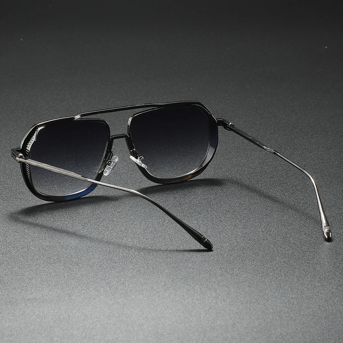 The Aviator — Classic Pilot Sunglasses