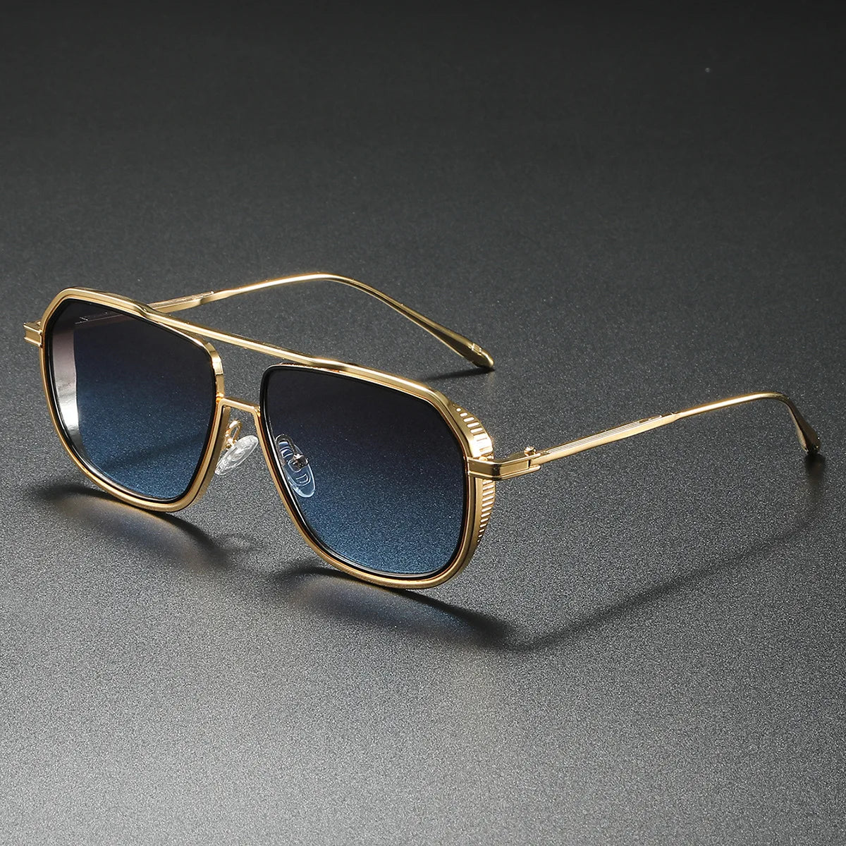 The Aviator — Classic Pilot Sunglasses